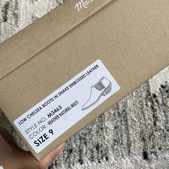 Madewell Booties in Snakeskin - Picture 5 of 6